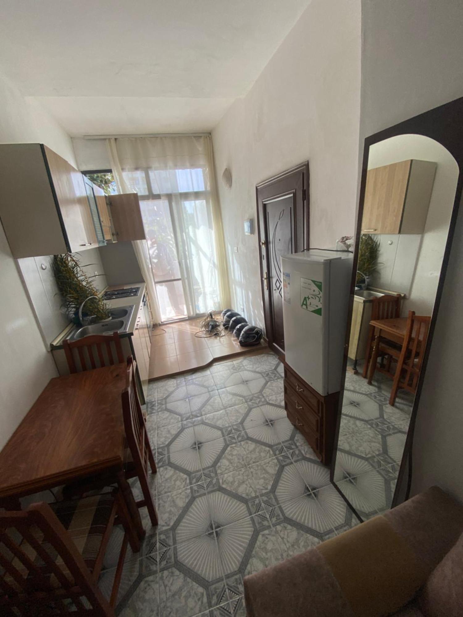 Lovely 2-Bedroom With Greenery View Durrës Exteriér fotografie
